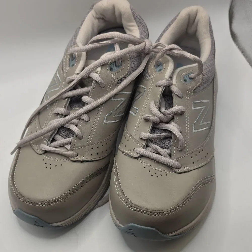 Womens New Balance shoes, 7.5, grey, preowned.